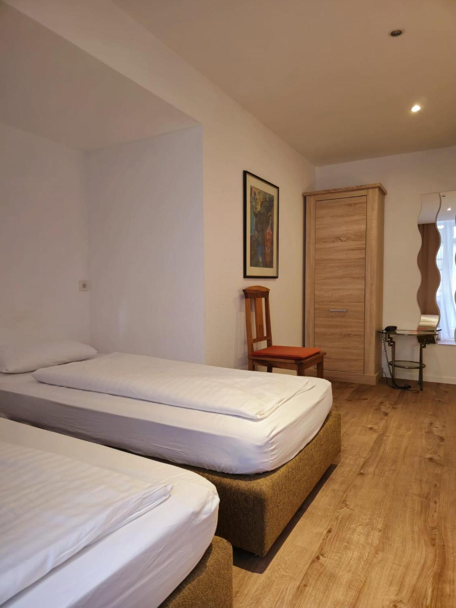 Hotel Stern Düsseldorf Dış mekan fotoğraf