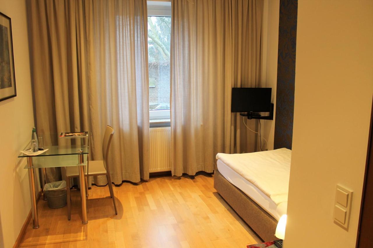 Hotel Stern Düsseldorf Dış mekan fotoğraf